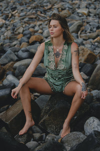 Hendrix Top -  Moss